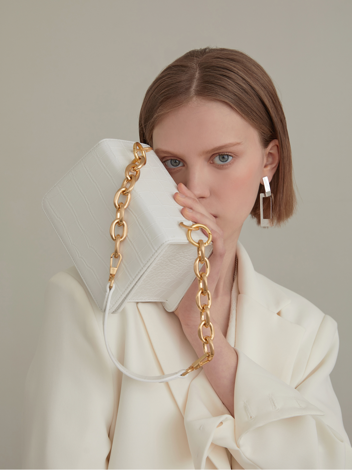 satin bold gold chain
