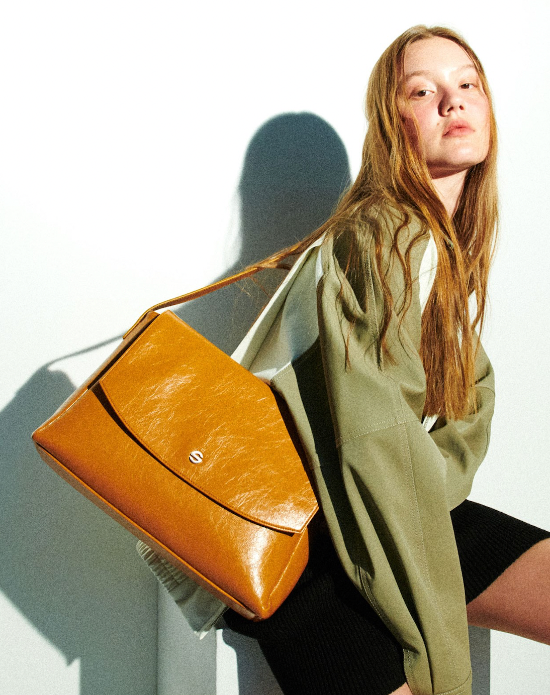 Capture bag - crinkle camel