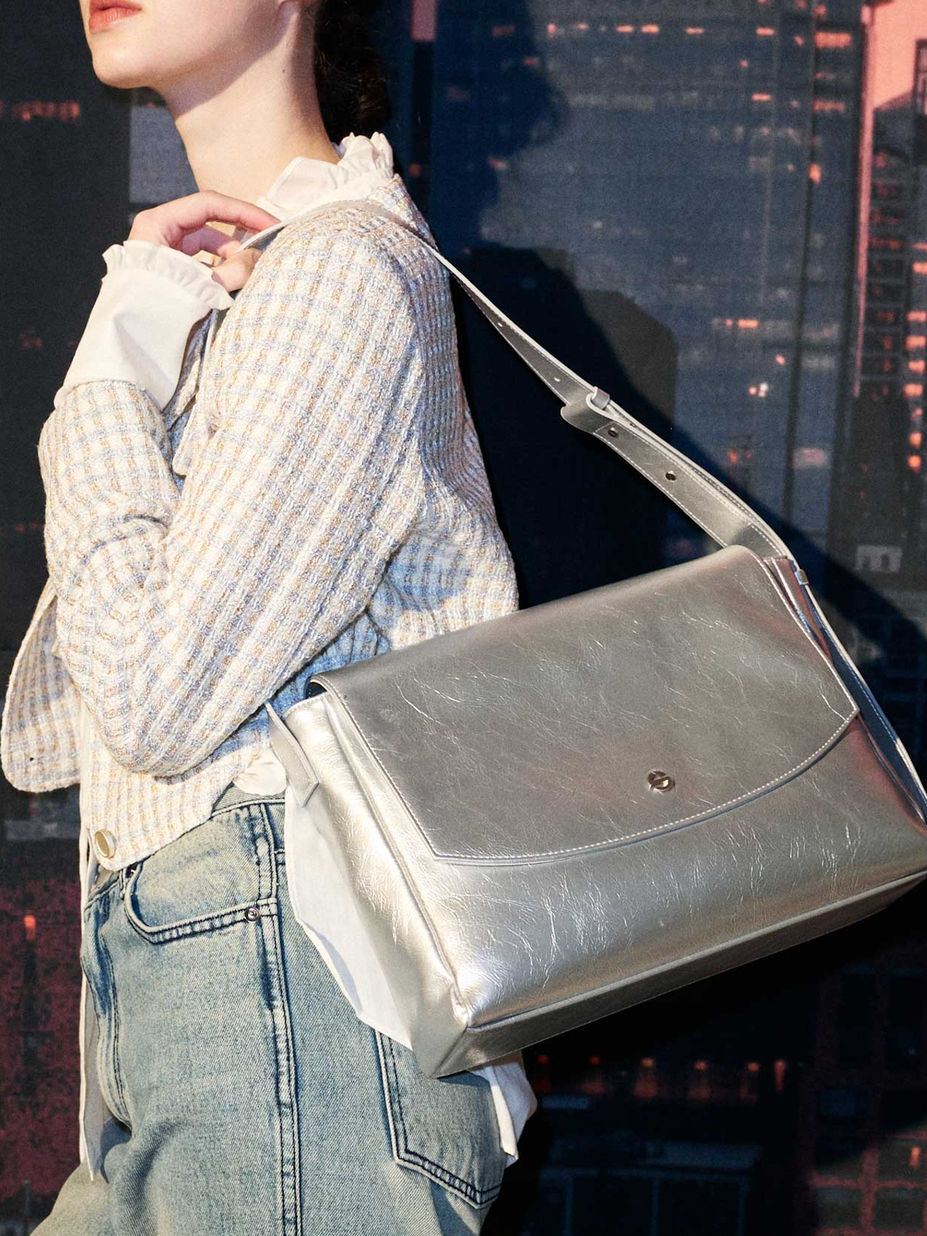 Capture bag - crinkle silver