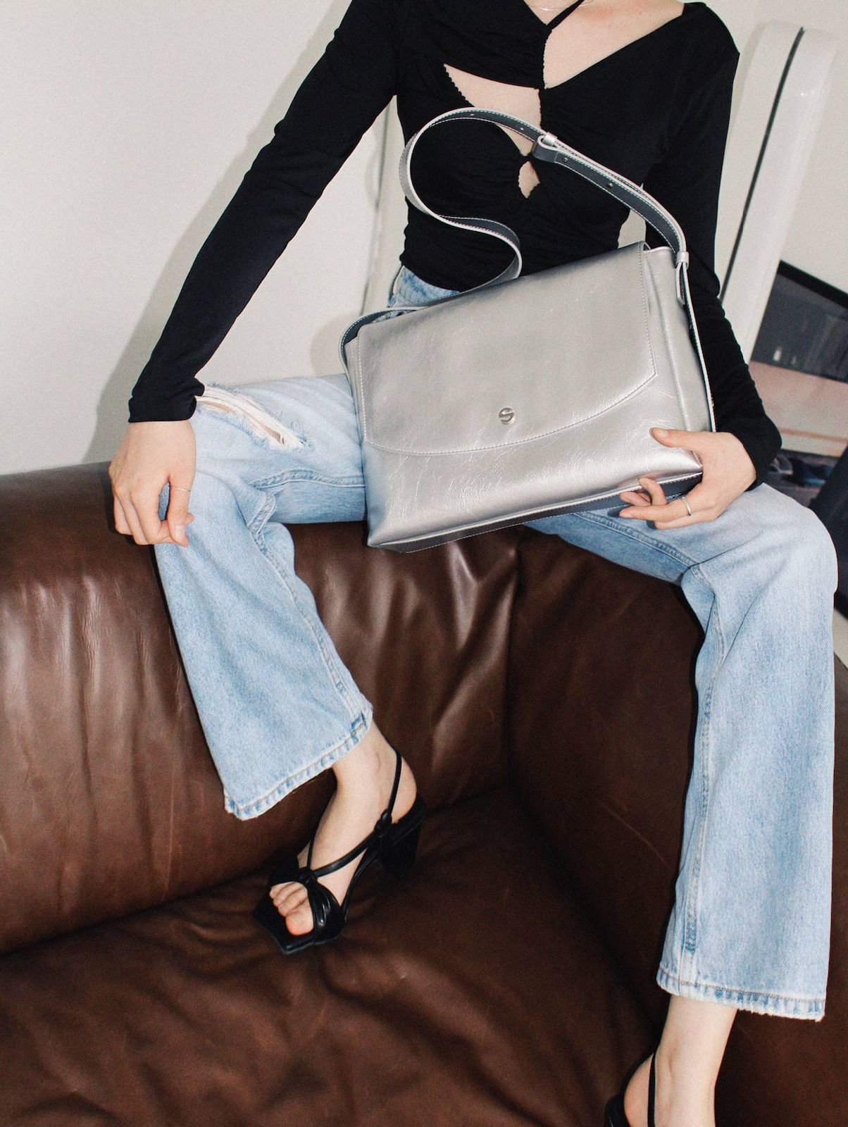 Capture bag - crinkle silver