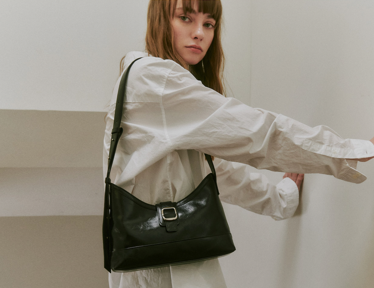 Veil middle bag - black