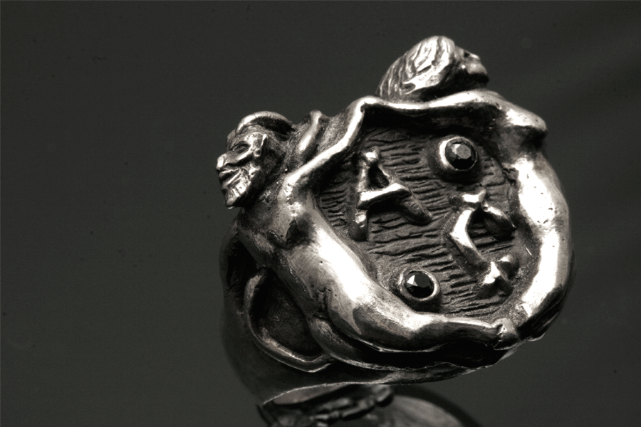 MOBSTER RING (CUBIC COLOR : WHITE/BLACK)