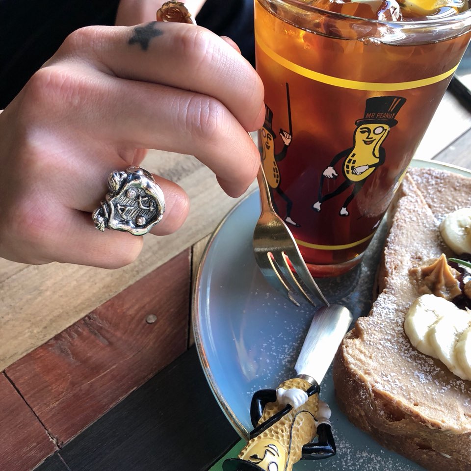 MOBSTER RING (CUBIC COLOR : WHITE/BLACK)