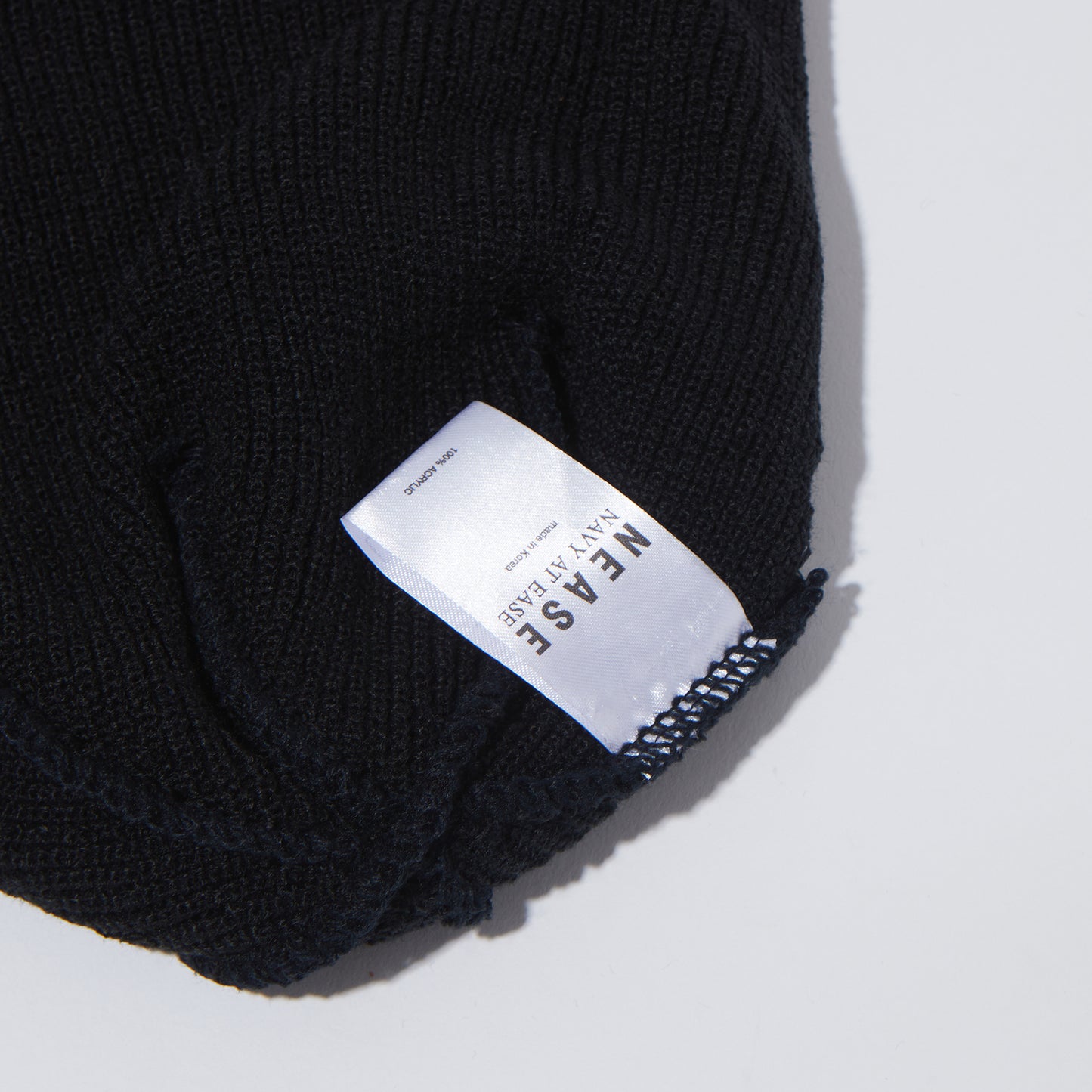 NEASE NNC logo skullcap beanie (black)