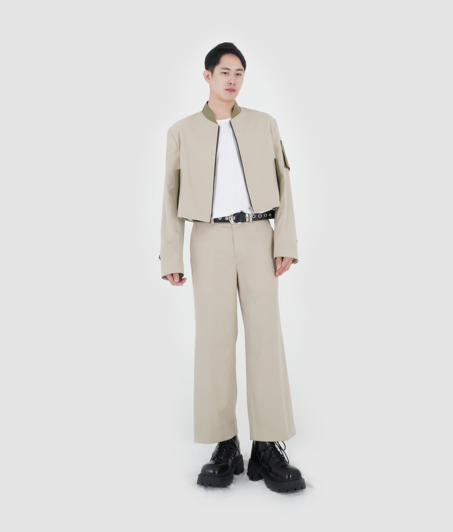 CROPPED TECH BOMBER (LIGHT BEIGE)